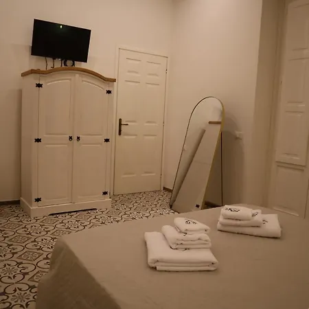 Il Pumo * לוקורוטונדו